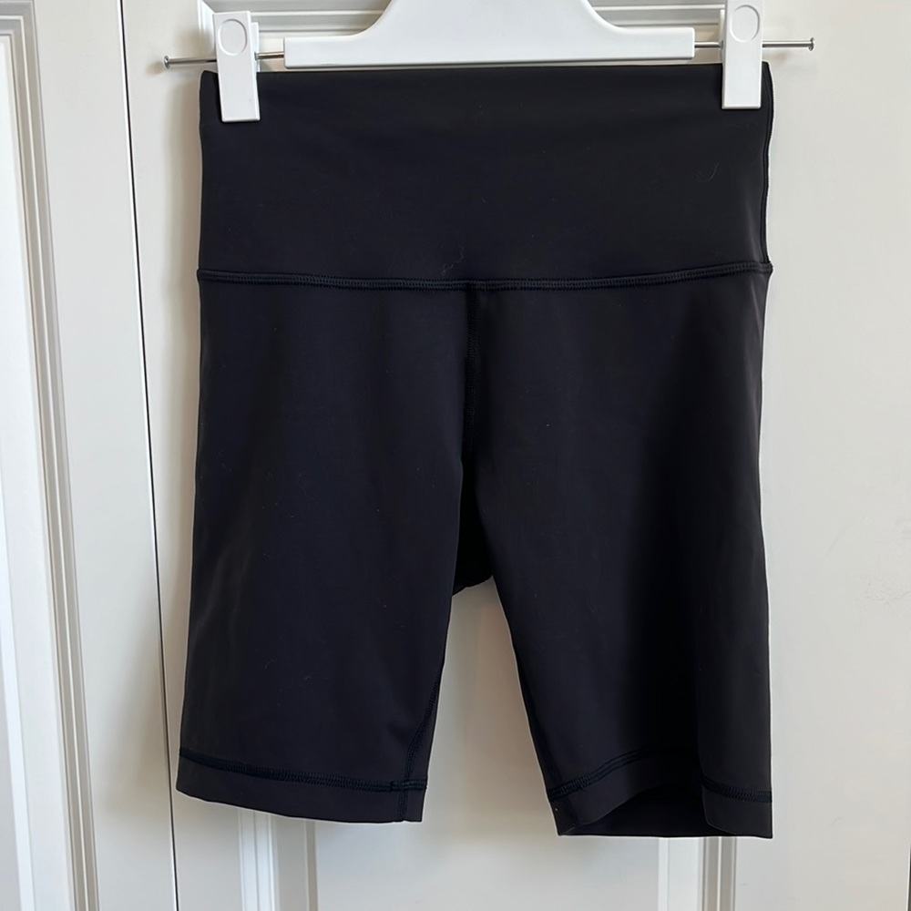 Black wunder train short 8”